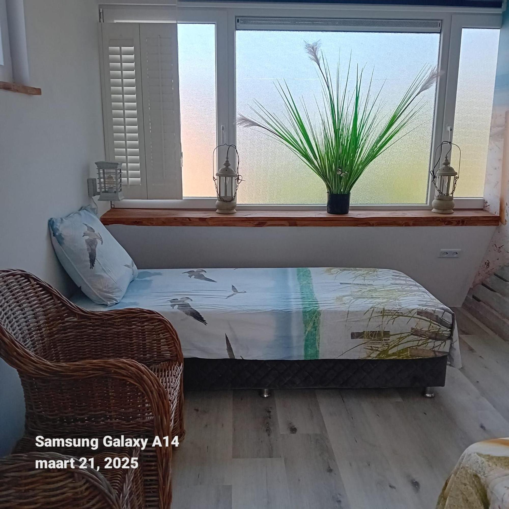 Waterland Daire Ooltgensplaat Dış mekan fotoğraf